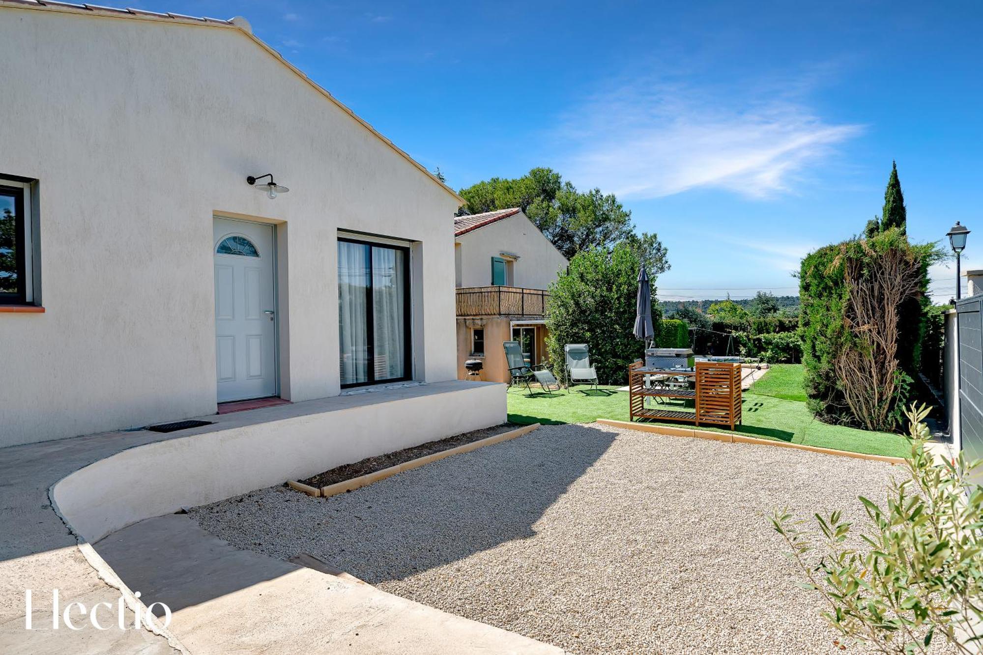 Villa Oliveda - Piscine & Salon Cinema Lourmarin Zewnętrze zdjęcie